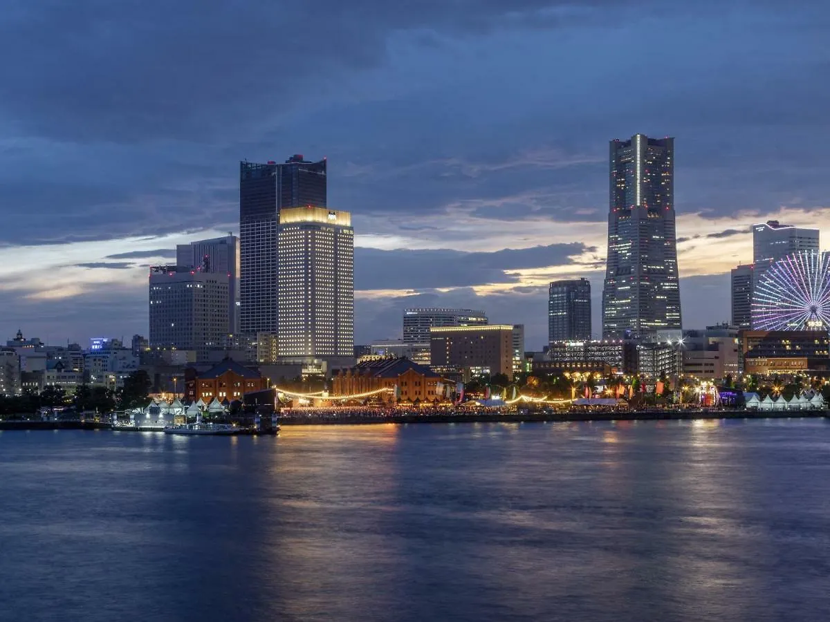 Apa Hotel & Resort Yokohama Bay Tower contacts